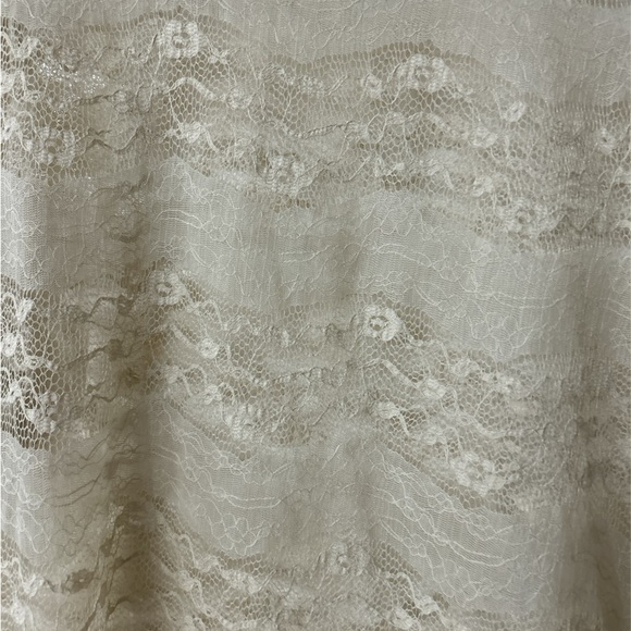 Joe fresh sheer top - Picture 4 of 5